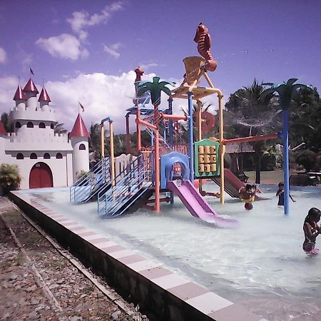 Gazebo Pools And Restaurant Hotel Cabadbaran Exterior photo