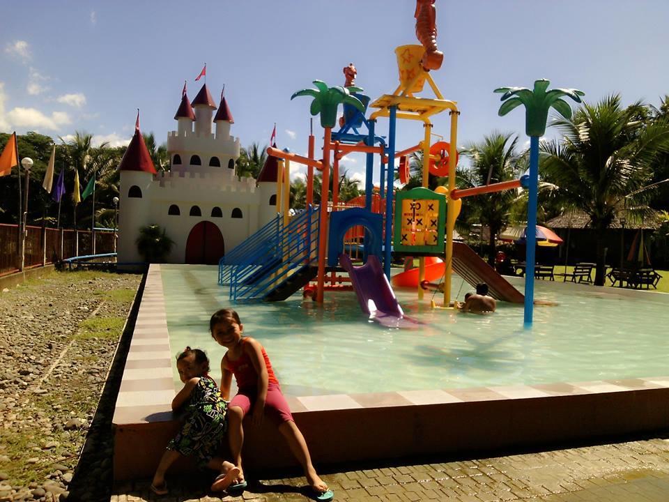 Gazebo Pools And Restaurant Hotel Cabadbaran Exterior photo